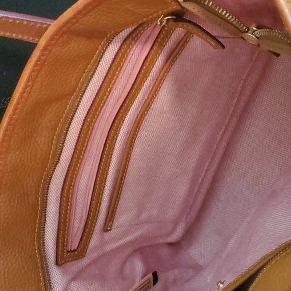 Dooney & Bourke Bag - like new! - Picture 3 of 8